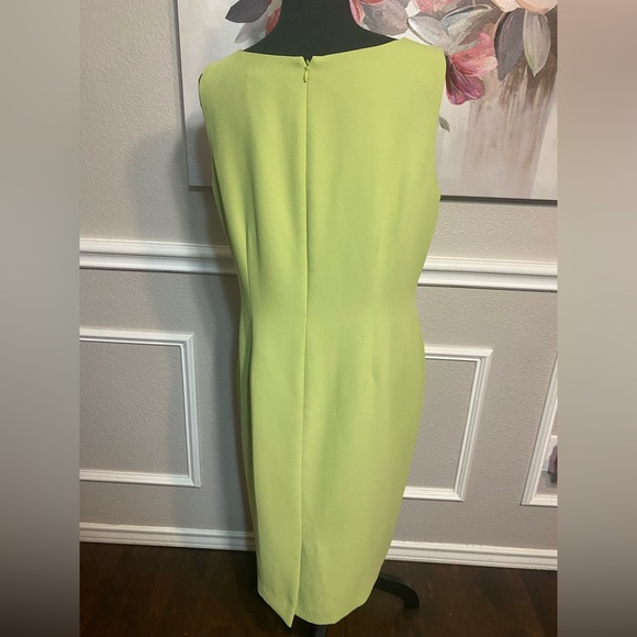 Jones Studio Vibrant Green Dress - Picture 7 of 15